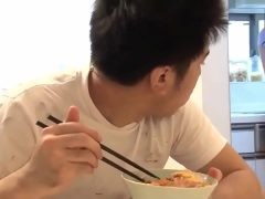 Em Gái Xinh Sở Hữu Con Cặc Bự