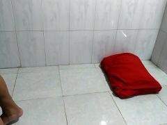 Gái Xin Lên Mạng Tìm Trai Đụ